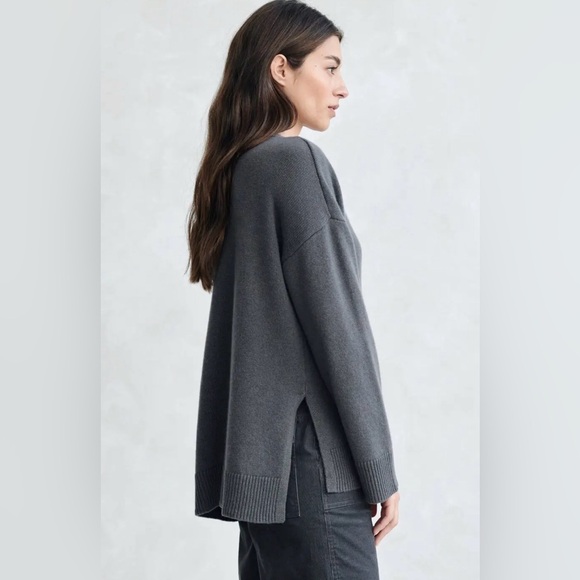 Jenni Kayne Boyfriend Cashmere Sweater in Storm Size M - Picture 2 of 7